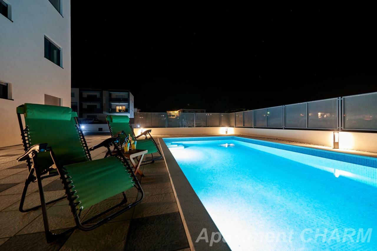 Luxury Apartment Charm With Pool Τρογκίρ Εξωτερικό φωτογραφία