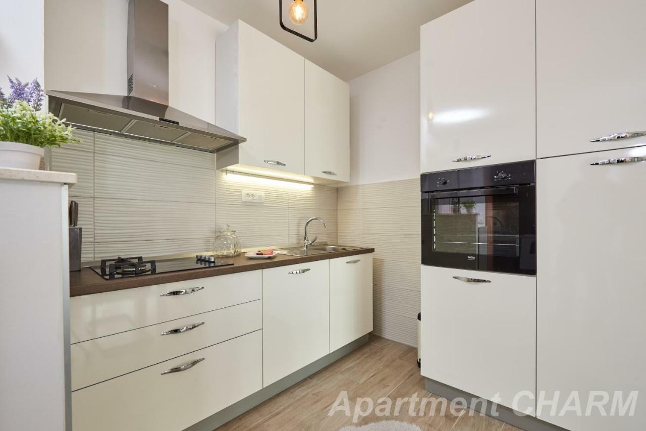 Luxury Apartment Charm With Pool Τρογκίρ Εξωτερικό φωτογραφία