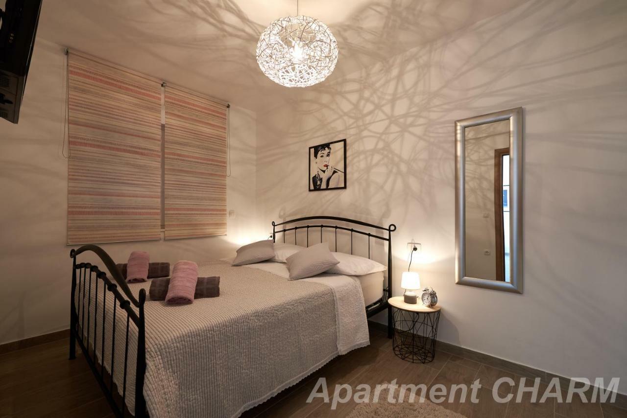 Luxury Apartment Charm With Pool Τρογκίρ Εξωτερικό φωτογραφία